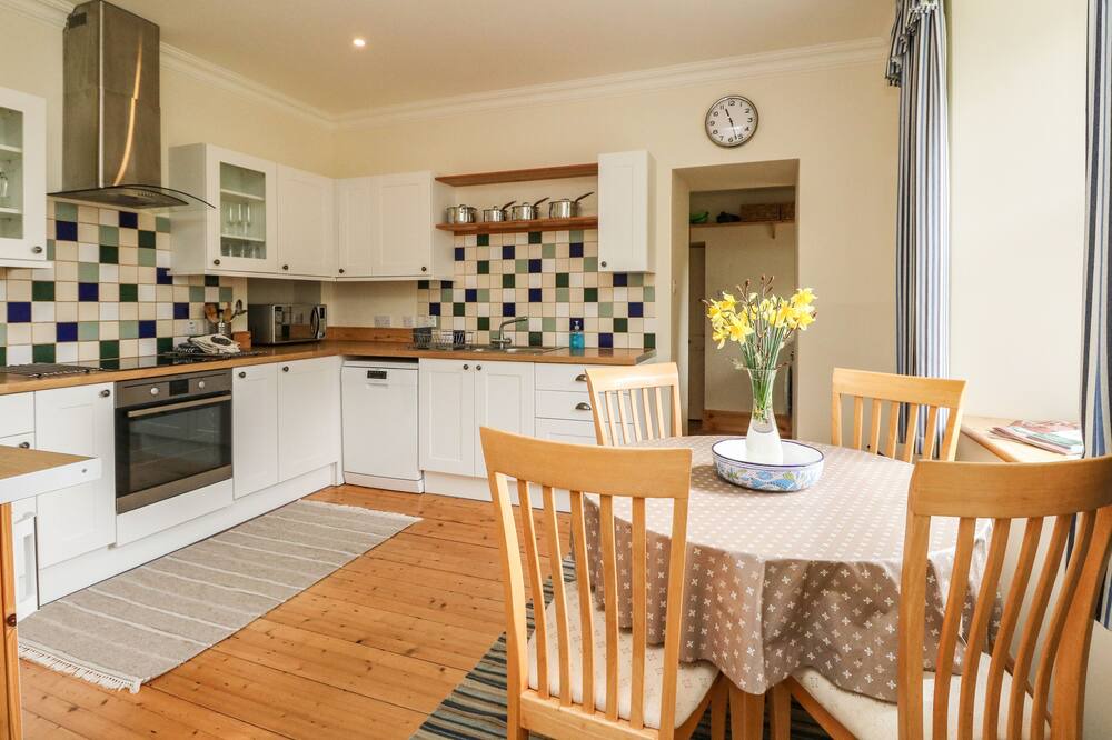 Photo of Kitchen in Lochgilphead