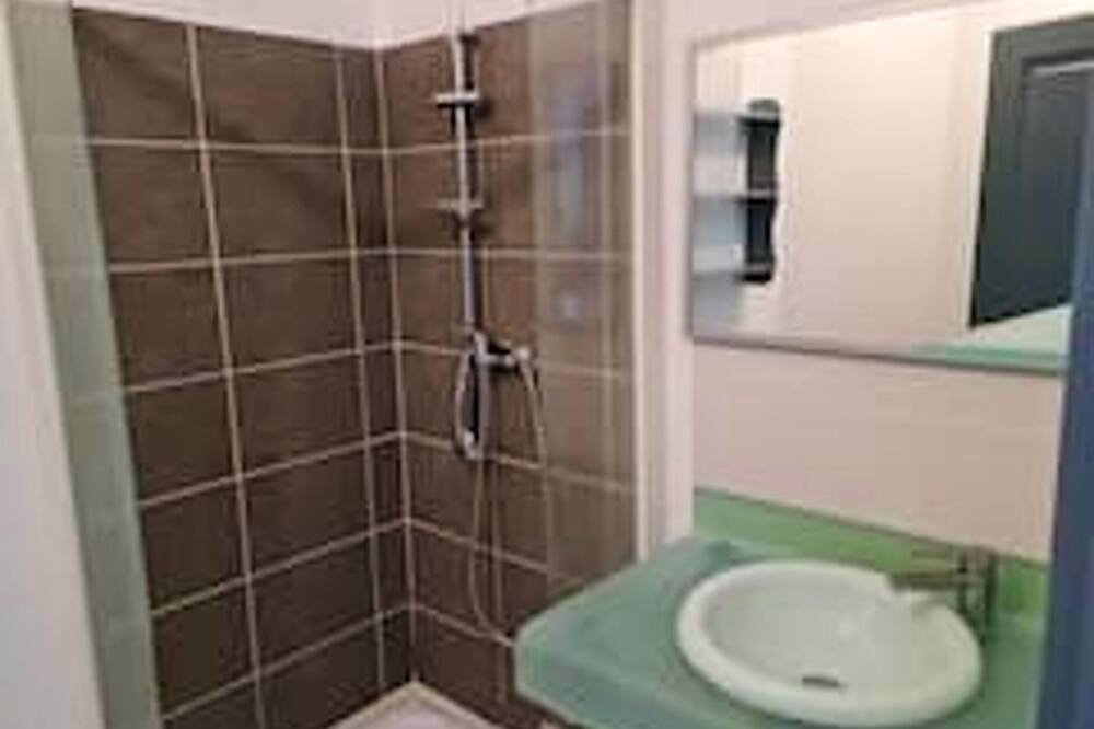 Photo of Bathroom in Beaugency
