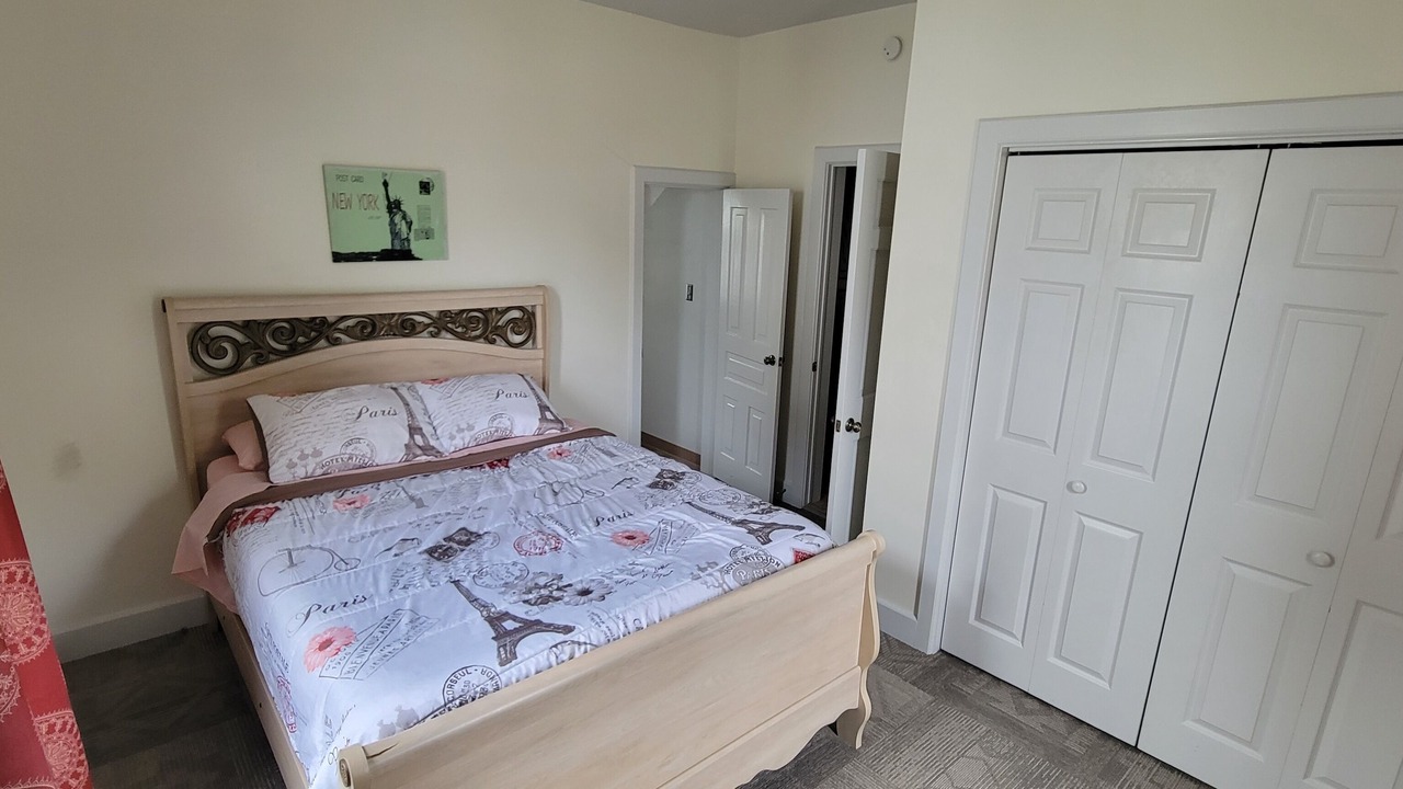 Photo of Bedroom in Owosso