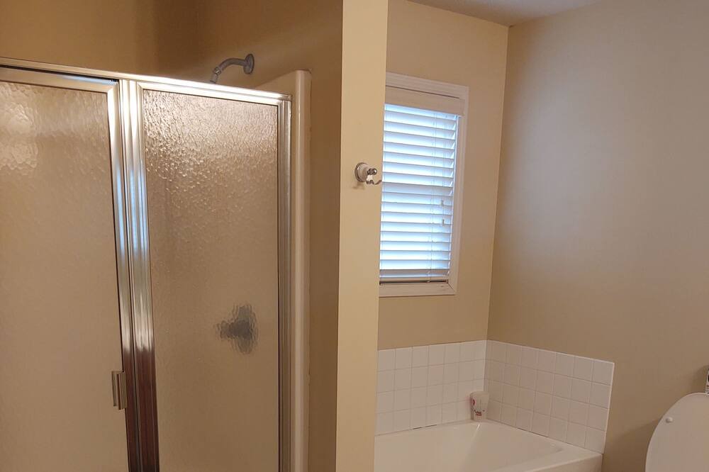 Photo of Bathroom in Normal