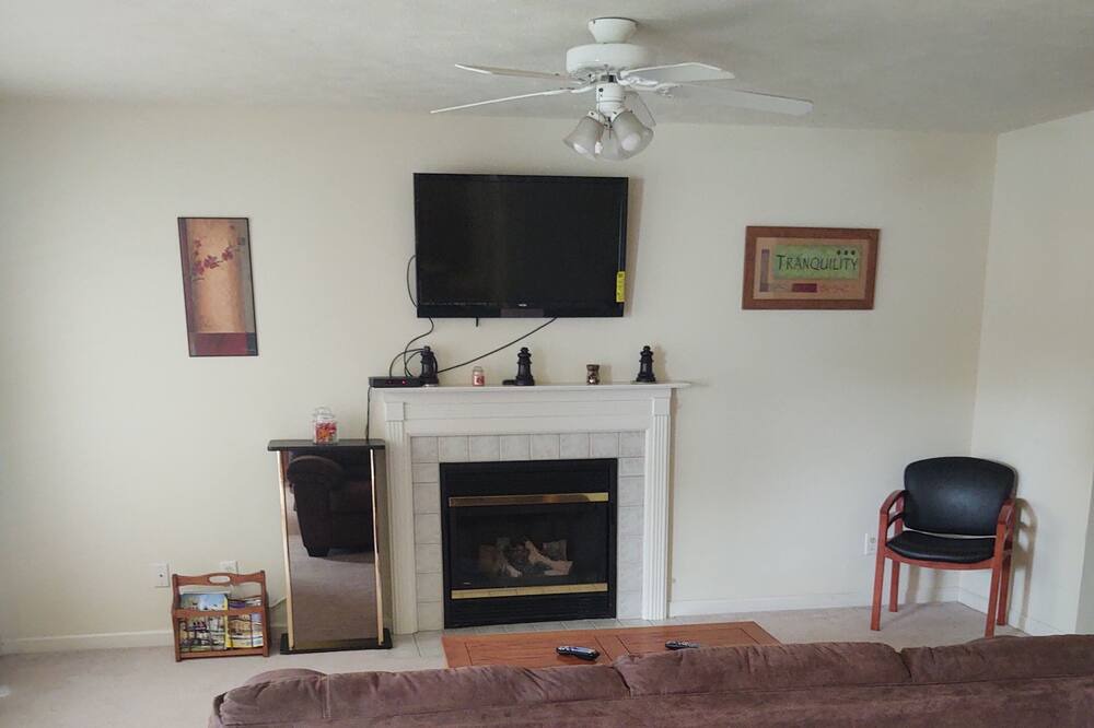 Photo of Livingroom in Normal