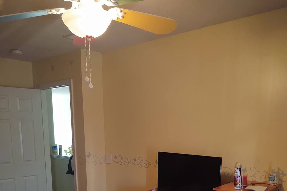 Photo of Bedroom in Normal