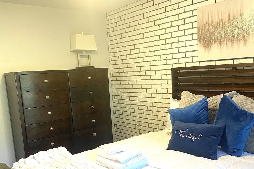 Photo of Bedroom in Cape Girardeau