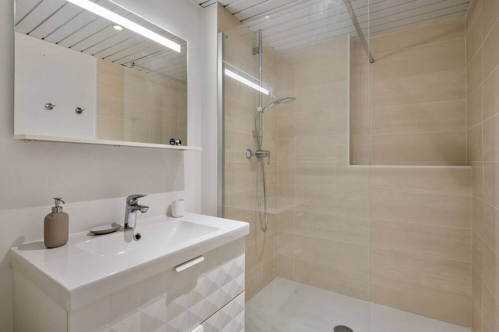 Photo of Bathroom in Marechal Lyautey - Vitton