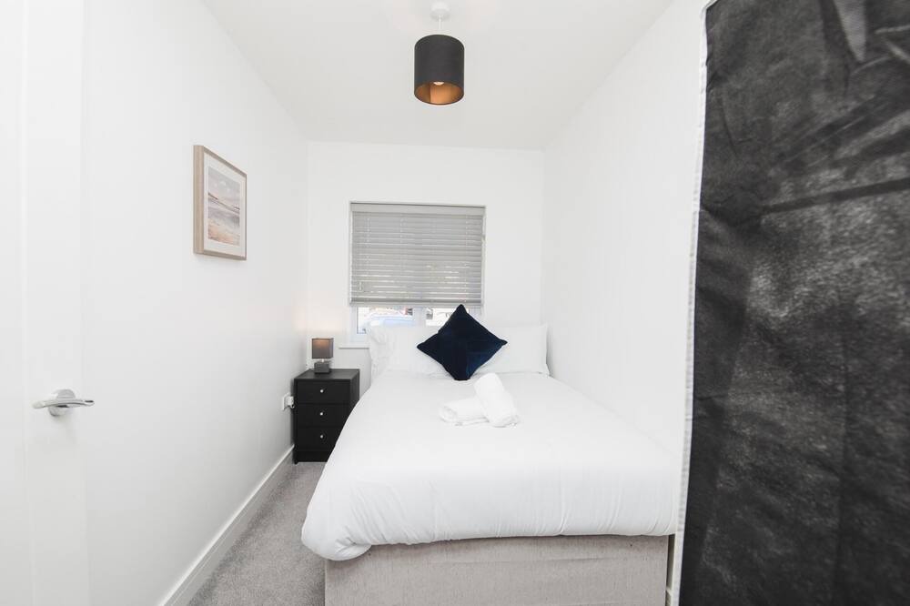 Photo of Bedroom in Didcot