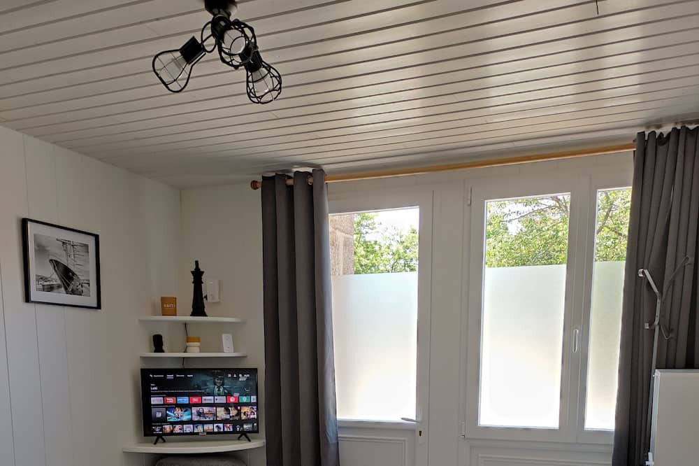 Photo of Livingroom in Chambretaud