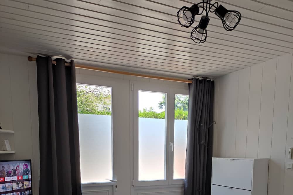 Photo of Livingroom in Chambretaud
