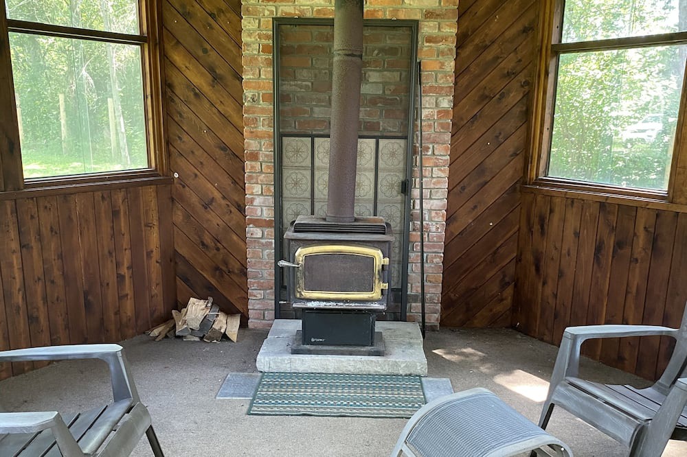 Photo of Patio Balcony in Fort Erie
