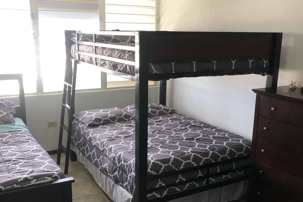 Photo of Bedroom in Pole Ojea