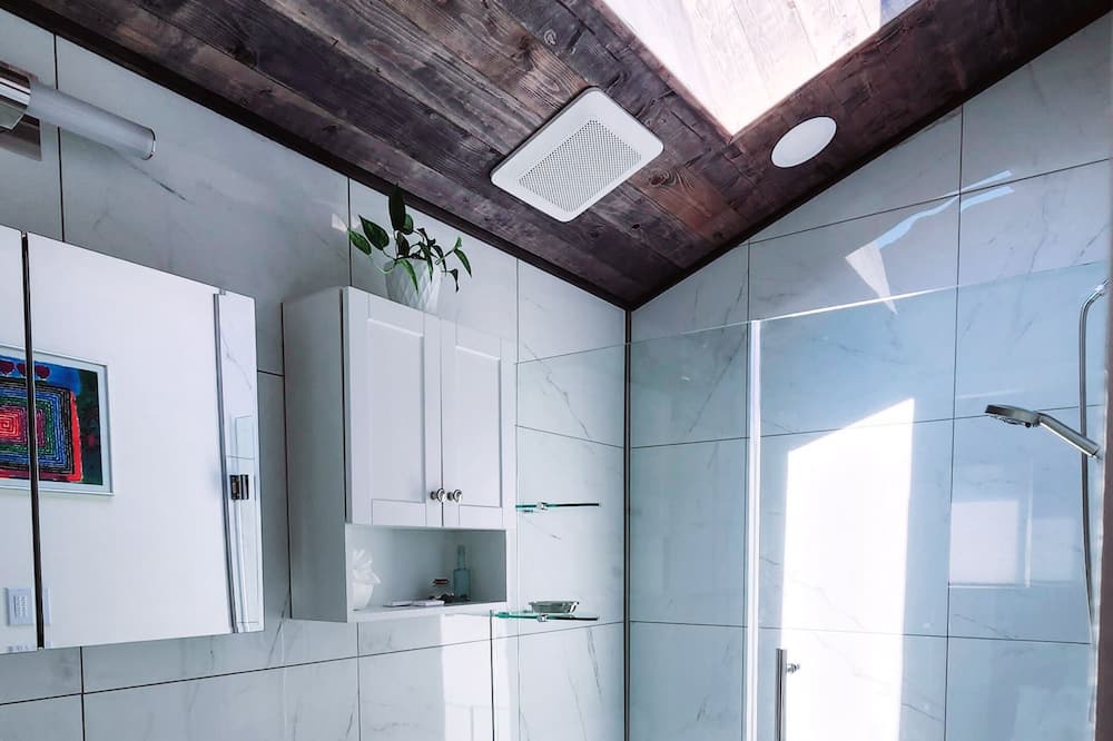 Photo of Bathroom in Kaslo