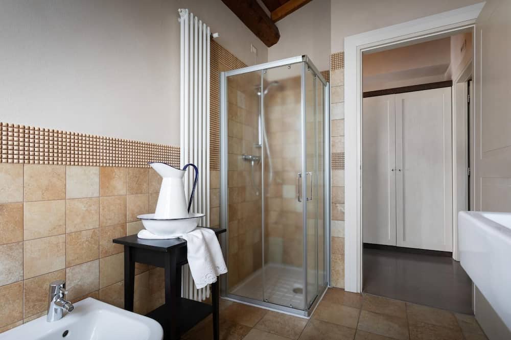 Photo of Bathroom in Soave