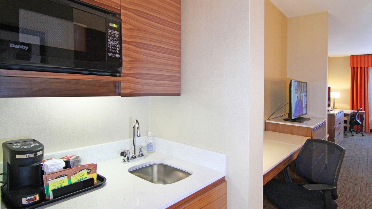 Photo of Bedroom in Banff Trail