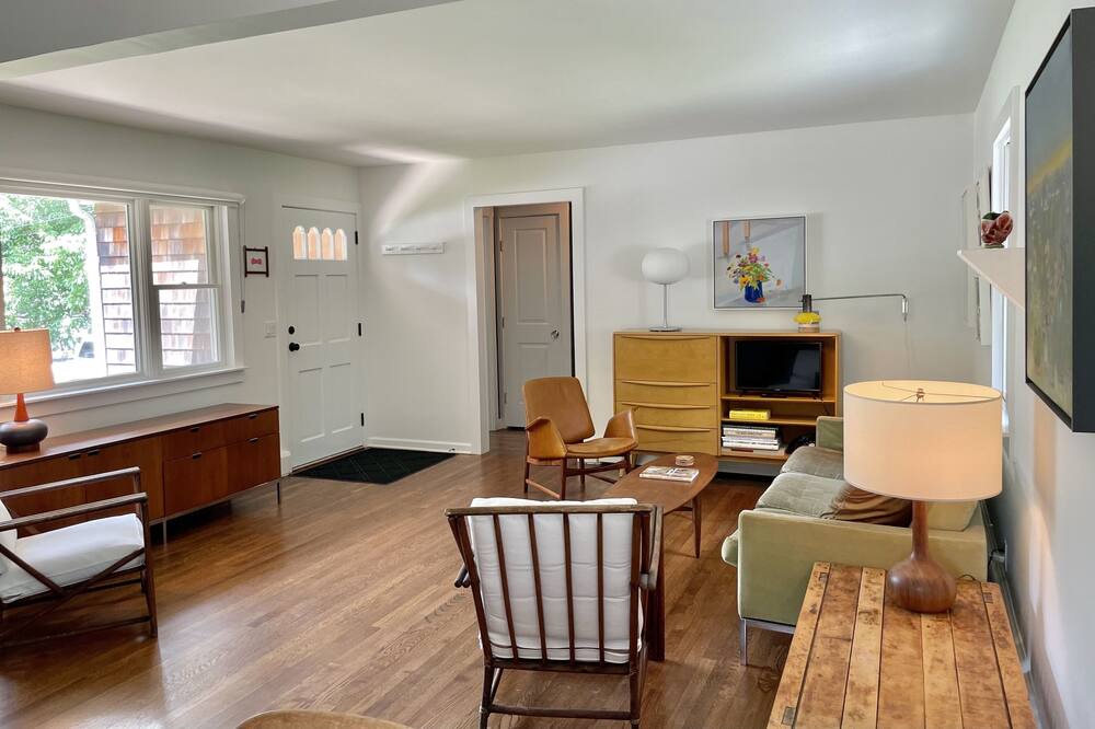 Photo of Livingroom in Noyack