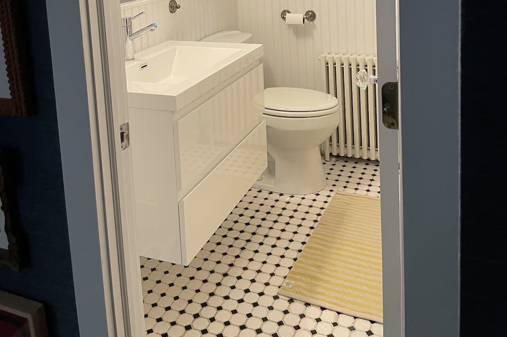 Photo of Bathroom in Noyack