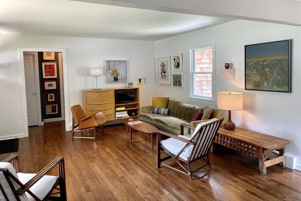 Photo of Livingroom in Noyack