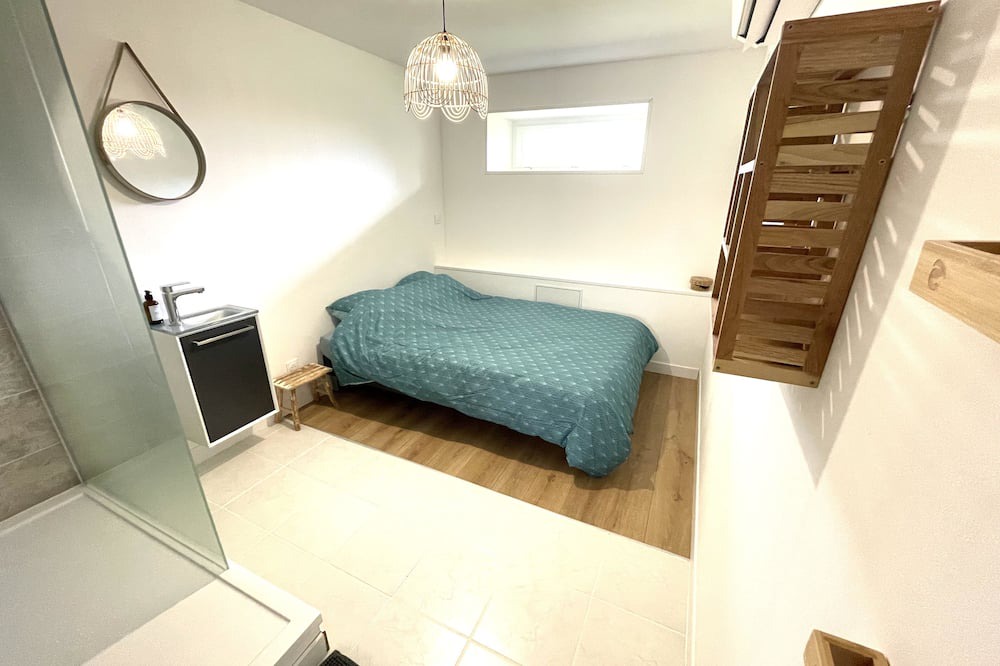Photo of Bedroom in Chevigny-en-Valiere