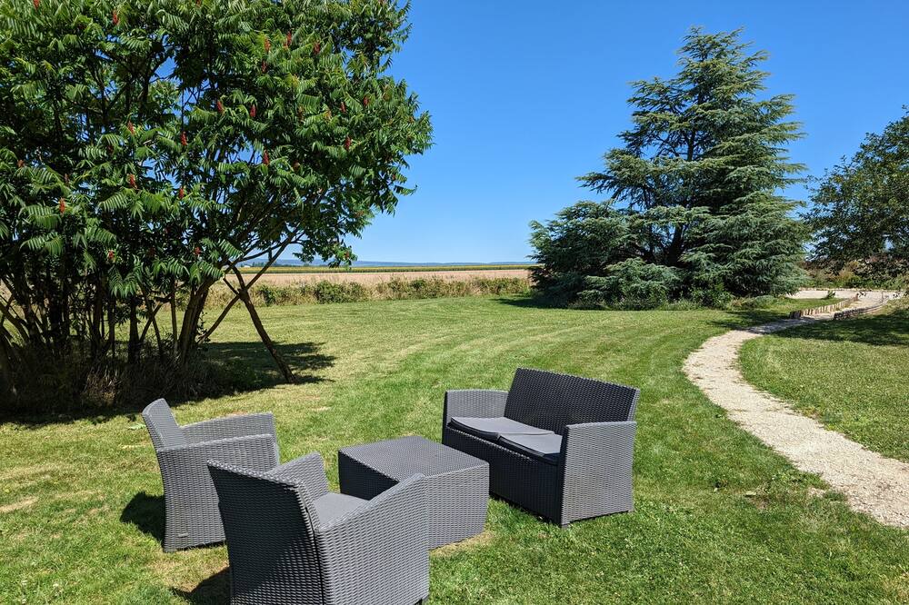 Photo of Outdoor in Chevigny-en-Valiere
