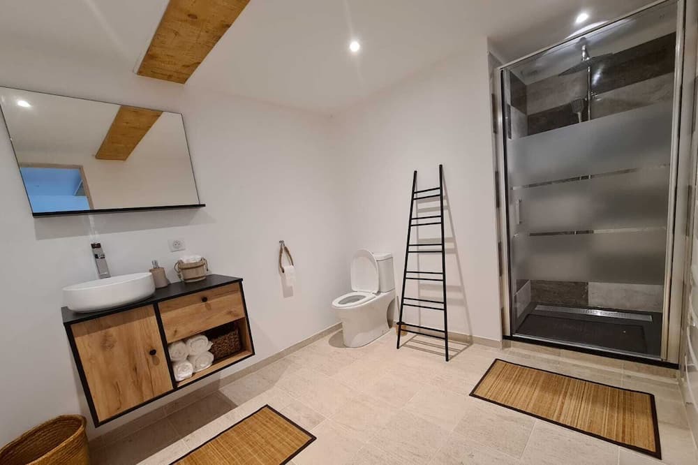 Photo of Bedroom in Chevigny-en-Valiere