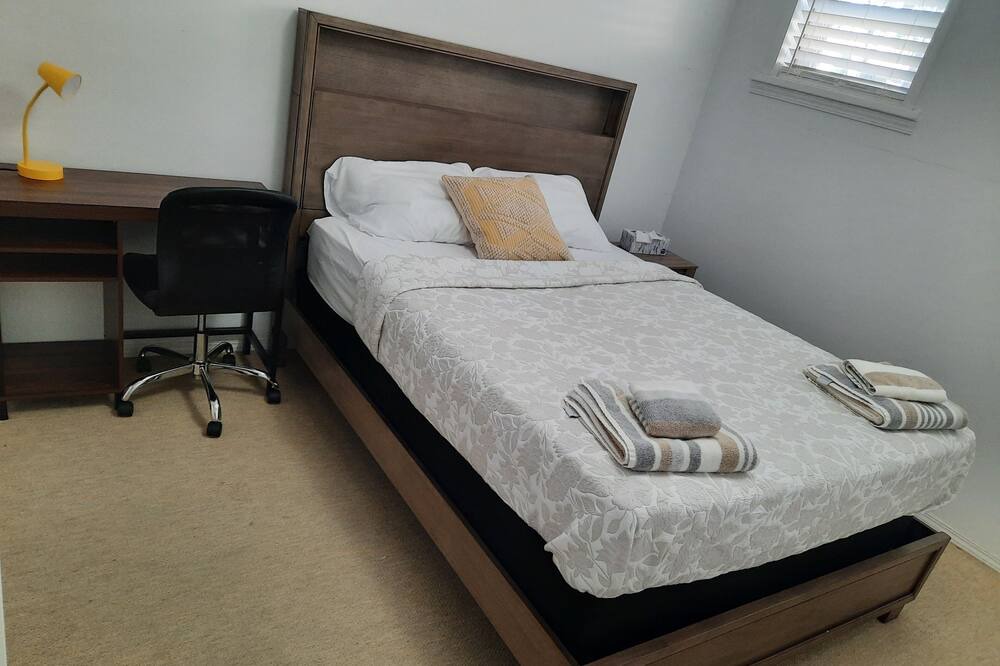 Photo of Bedroom in Saskatoon Downtown