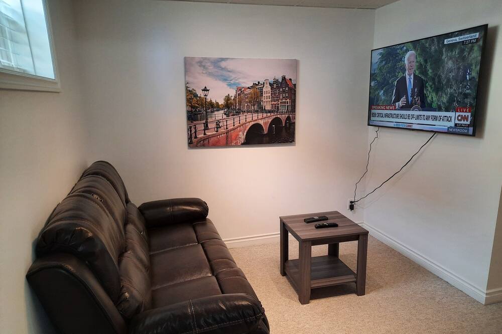 Photo of Livingroom in Saskatoon Downtown