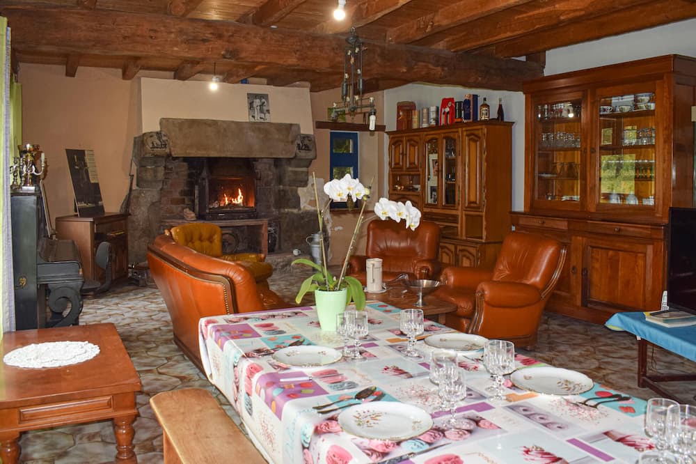 Photo of Bedroom in Begard