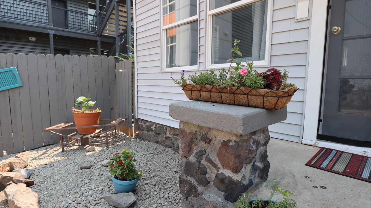 Photo of Patio Balcony in South Perry District