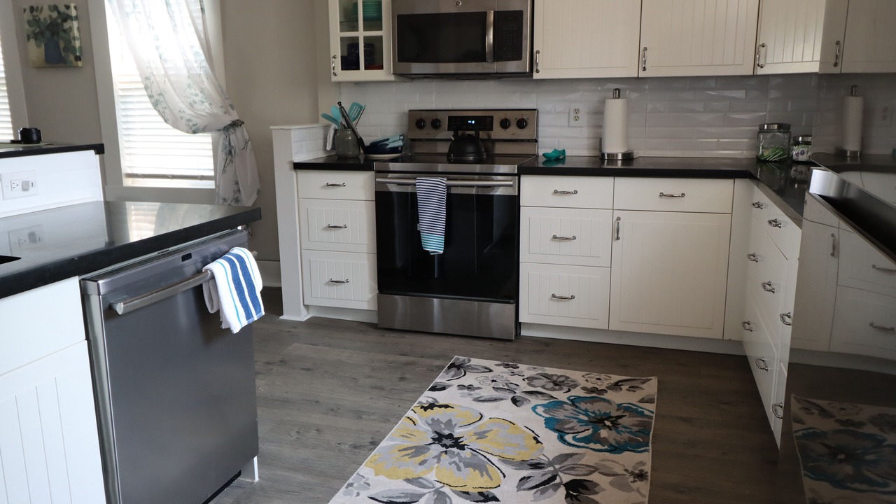 Photo of Kitchen in South Perry District