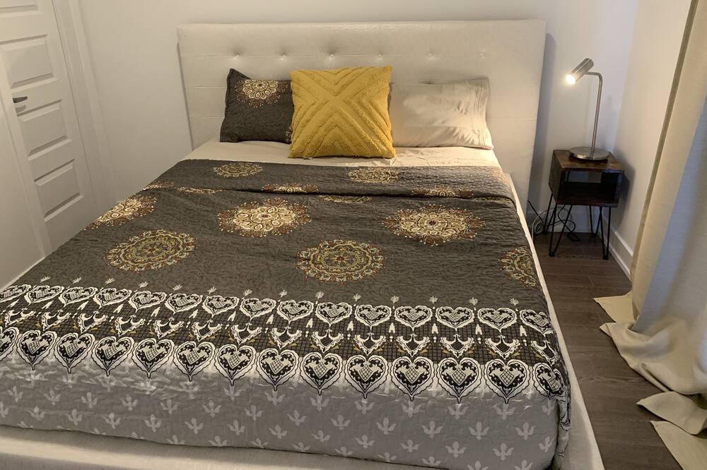 Photo of Bedroom in Plateau