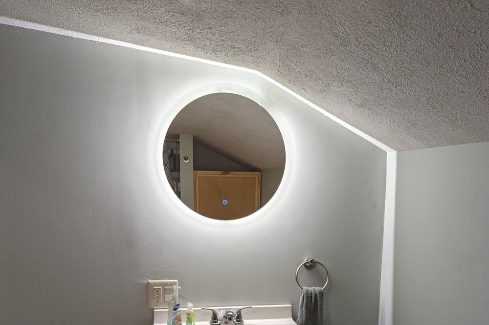 Photo of Bathroom in Pomona