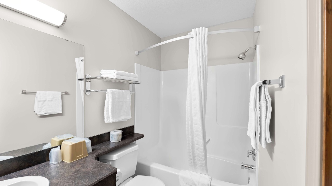Photo of Bathroom in Hardisty