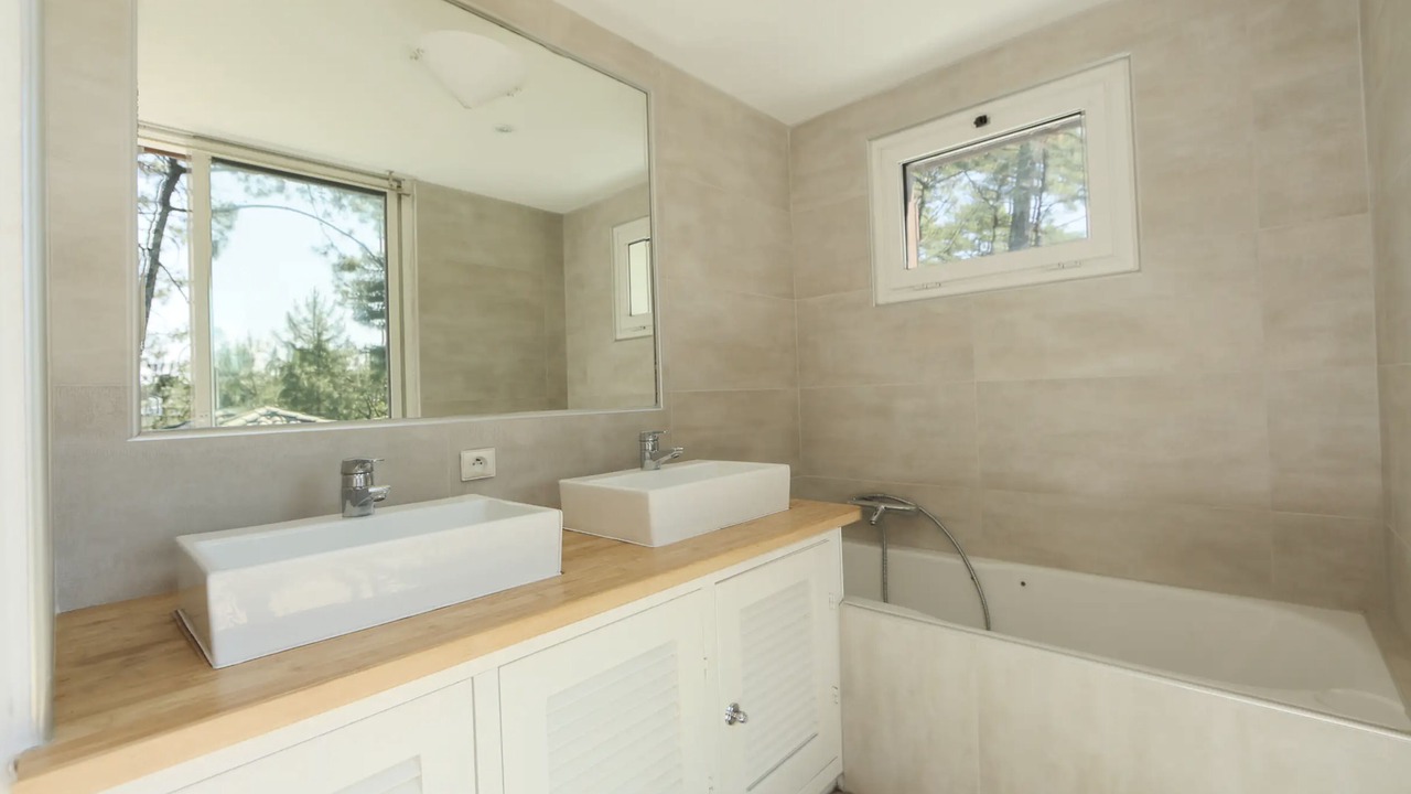 Photo of Bathroom in Cap-Ferret