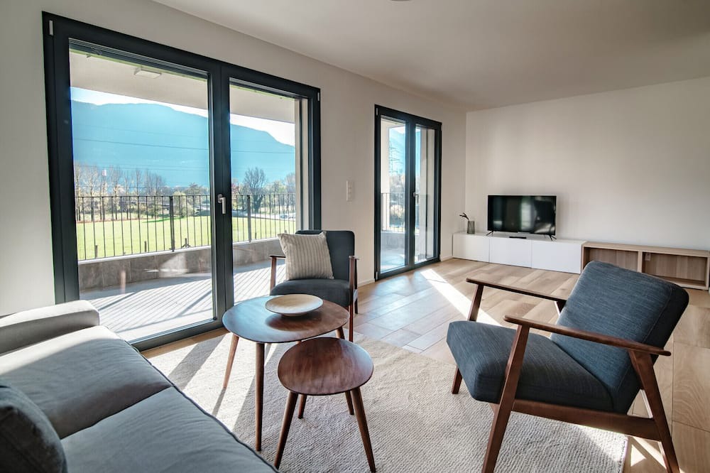Photo of Livingroom in Gudo