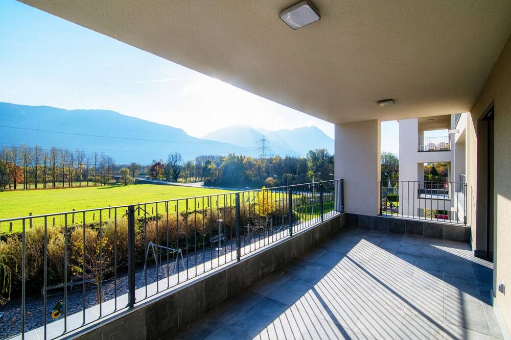 Photo of Patio Balcony in Gudo