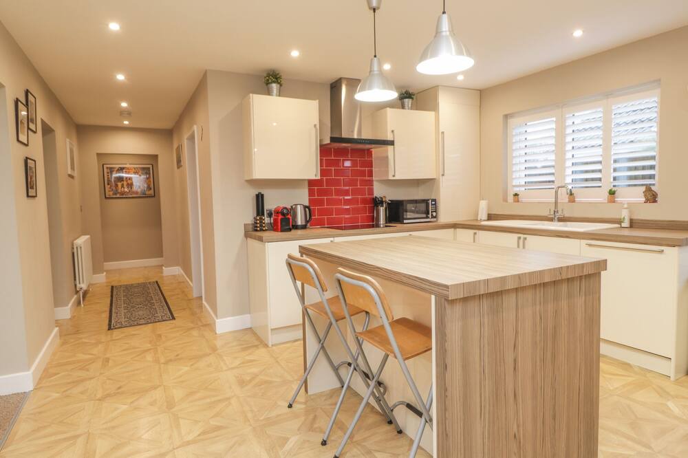 Photo of Kitchen in St Margaret's at Cliffe