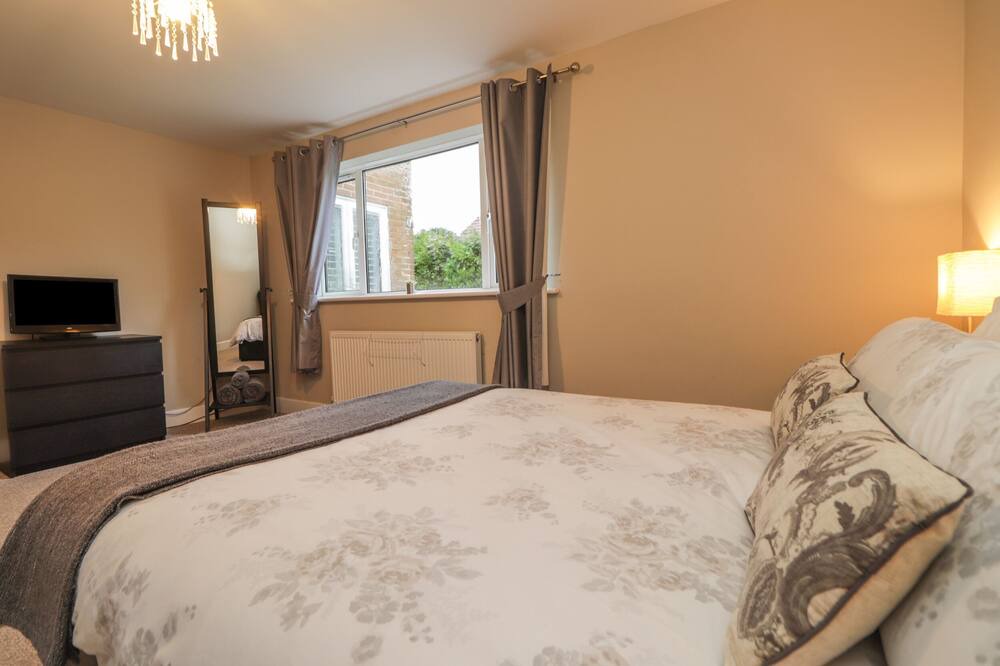 Photo of Bedroom in St Margaret's at Cliffe