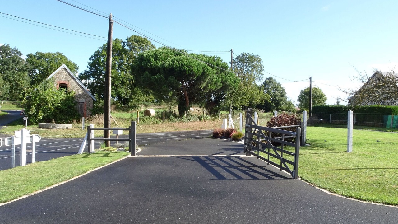 Photo of Outdoor in Dragey-Ronthon