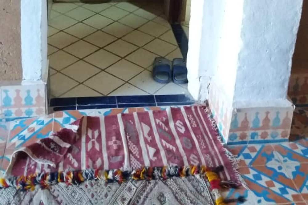 Photo of Others in Hassilabied