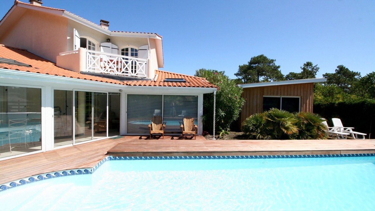 Photo of Outdoor in L'Herbe