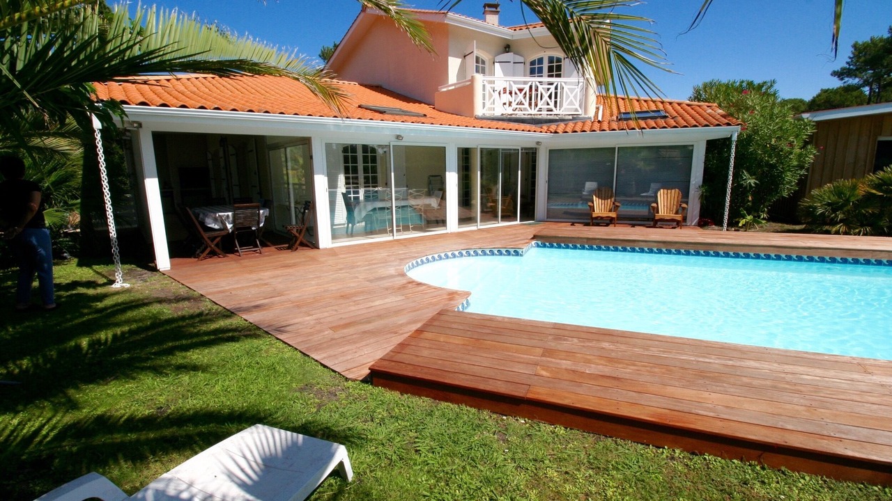 Photo of Outdoor in L'Herbe