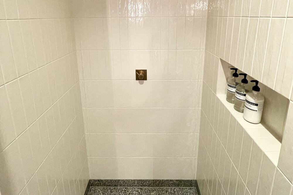 Photo of Bathroom in Grachtengordel-West