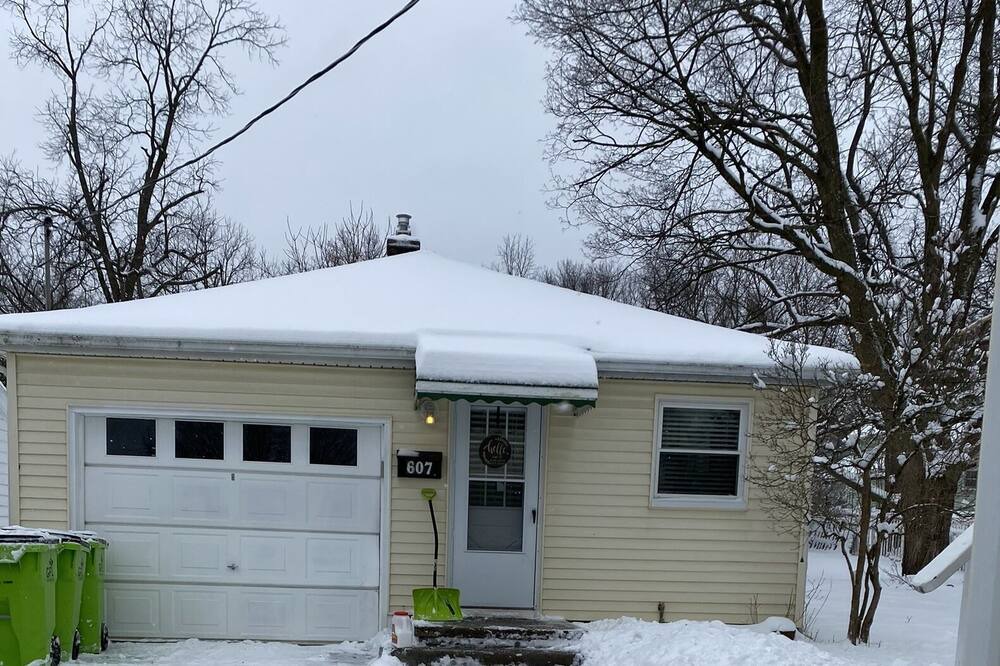 Photo of Outdoor in Fenton