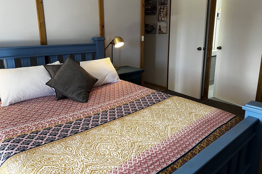 Photo of Bedroom in Preston Beach
