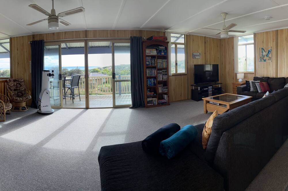 Photo of Livingroom in Preston Beach