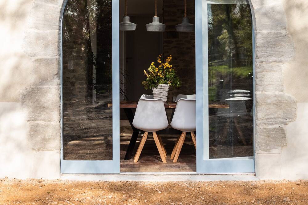 Photo of Outdoor in Saint-Martin-Lalande