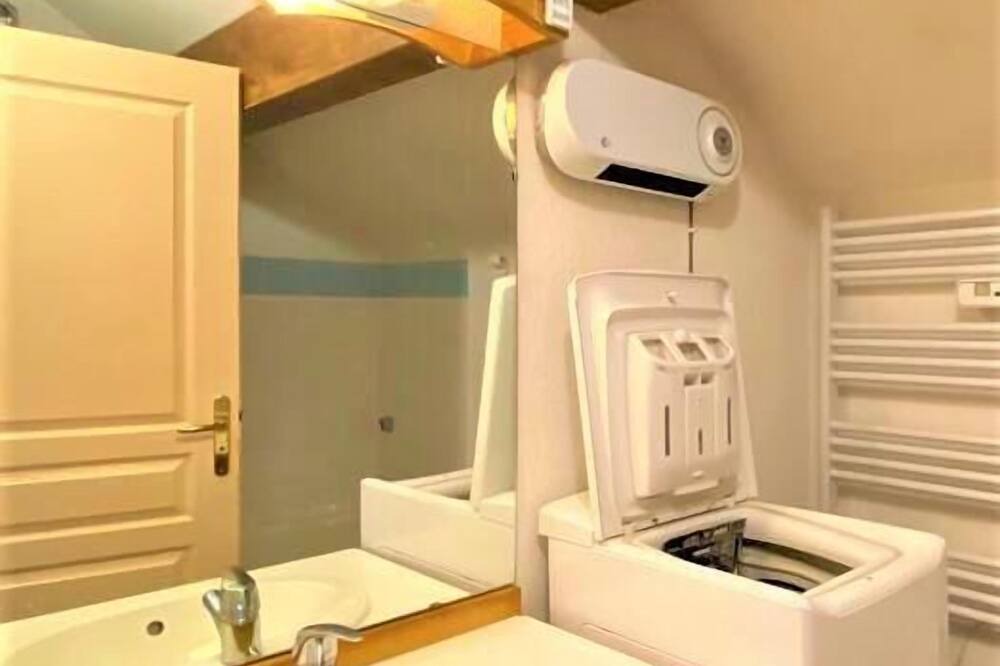 Photo of Bathroom in La Joue du Loup