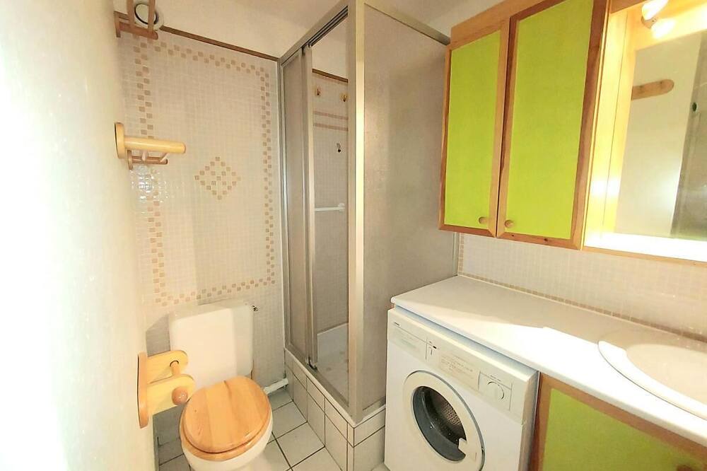 Photo of Bathroom in Plagne Centre