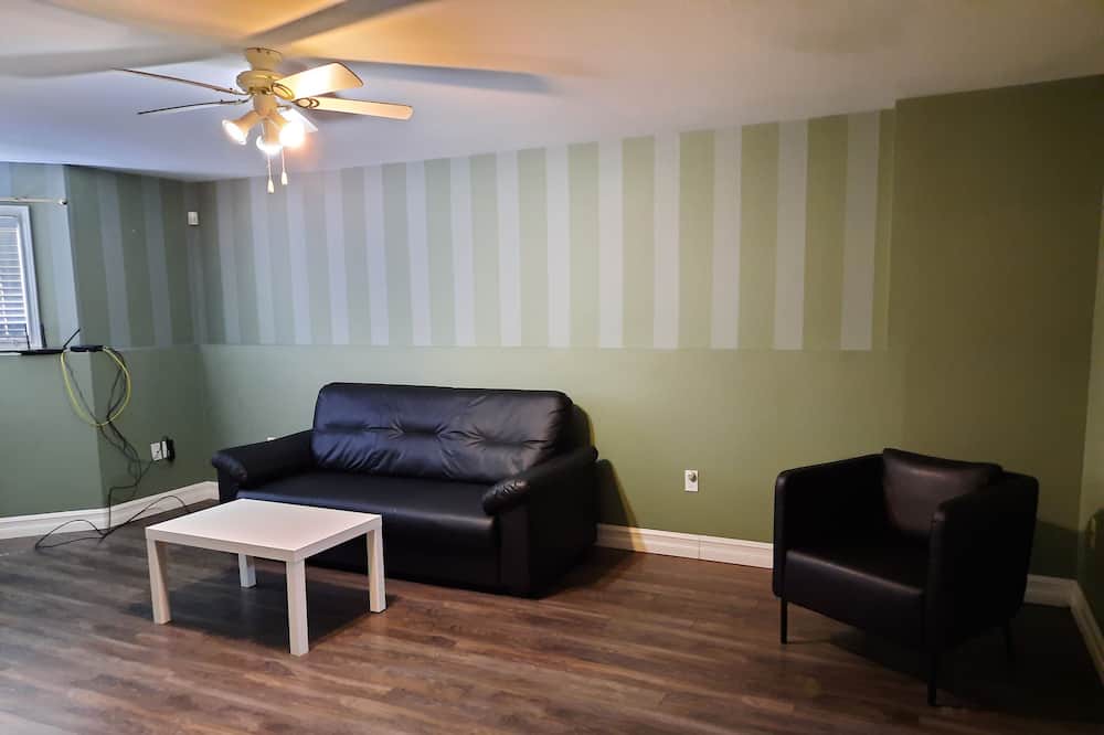 Photo of Livingroom in Halifax County
