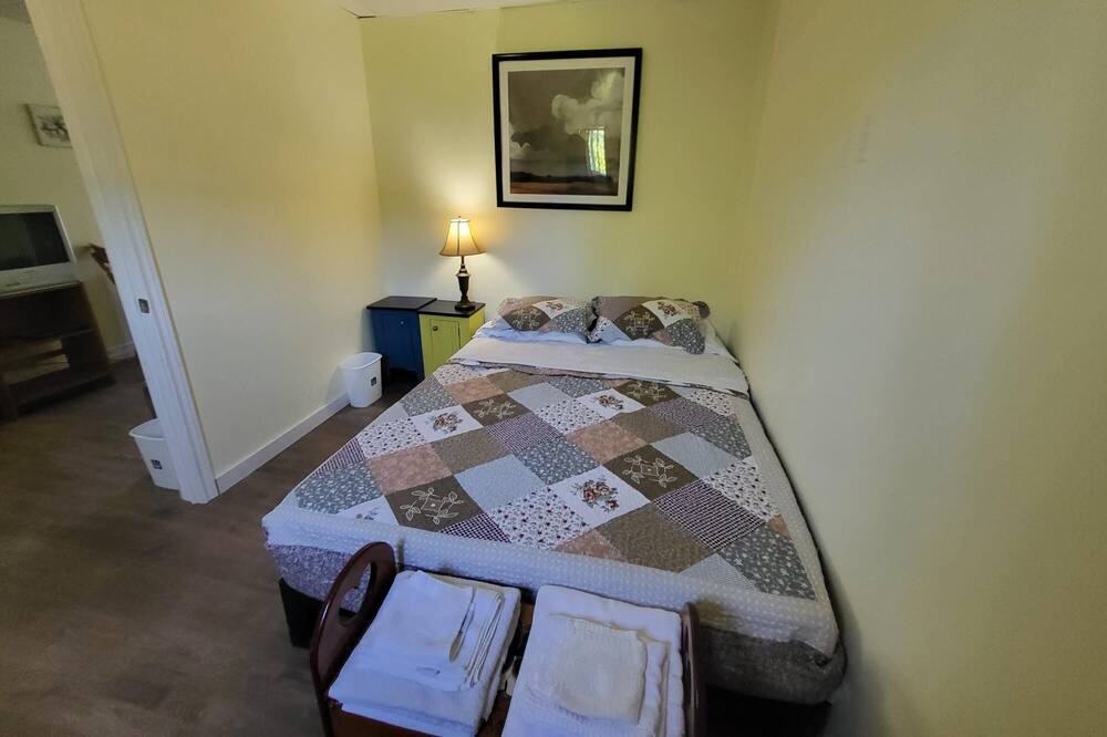 Photo of Bedroom in Pleasant Bay