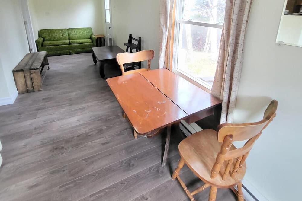 Photo of Bedroom in Pleasant Bay