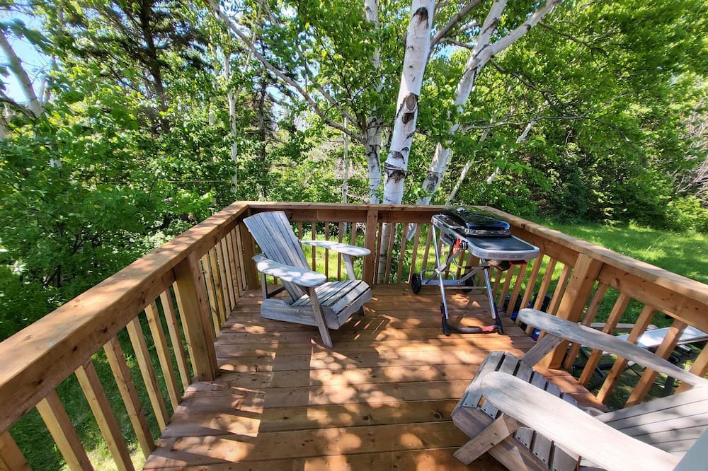 Photo of Patio Balcony in Pleasant Bay
